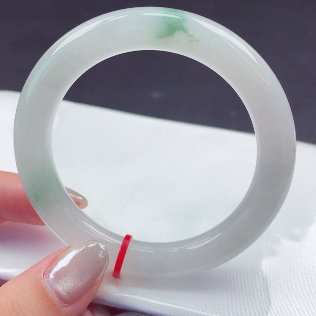 翡翠未镶嵌手镯52圆条