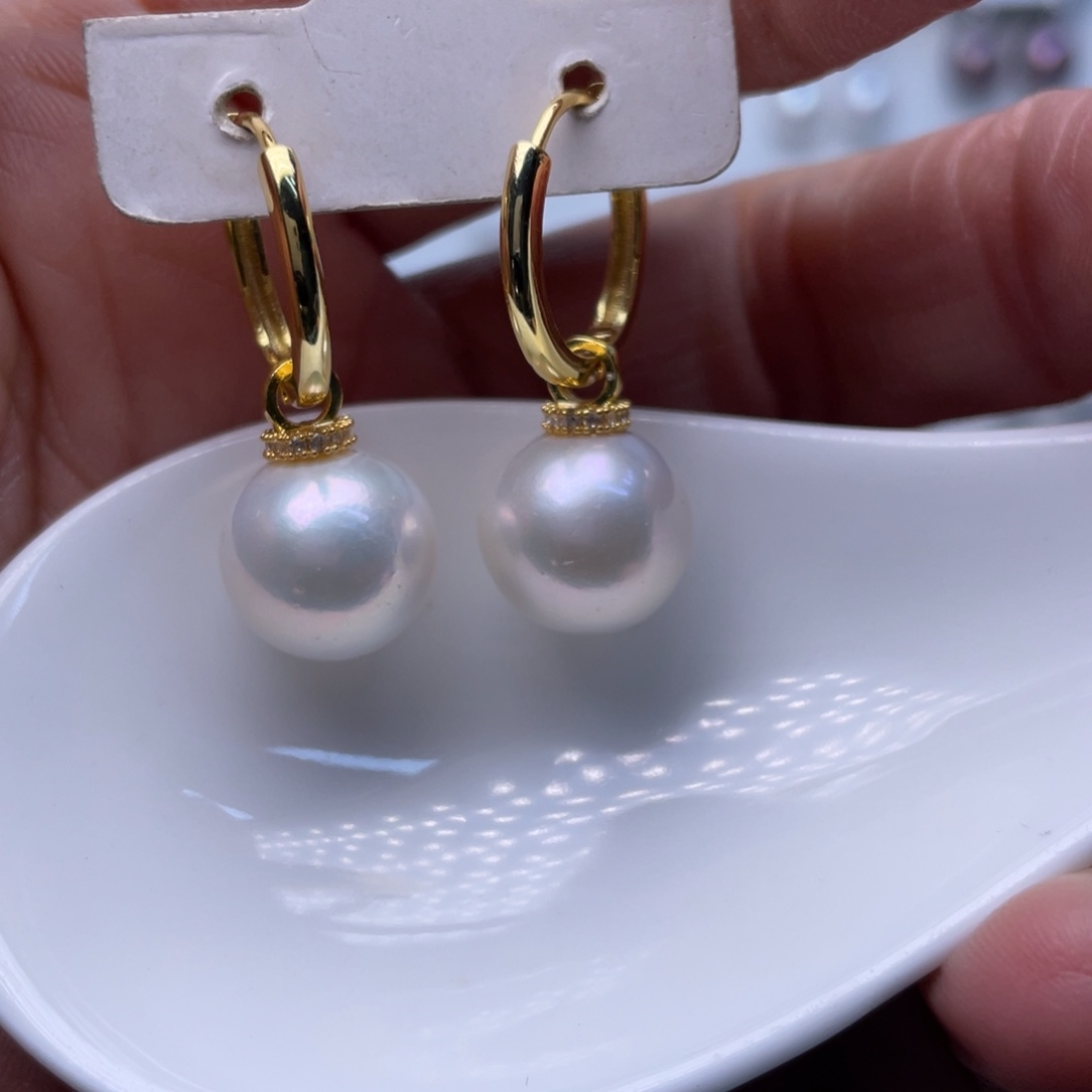 淡水珍珠耳饰未镶嵌
