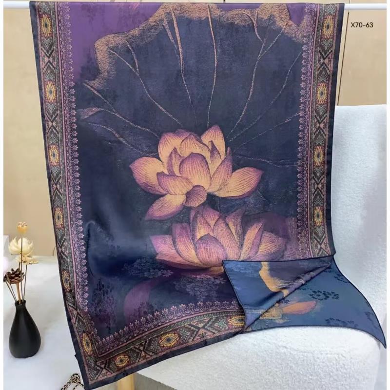 D09 紫莲 围巾 180*70左右