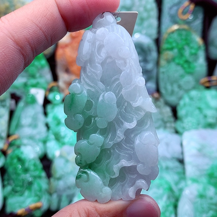 翡翠吊坠(不含链)未镶嵌
