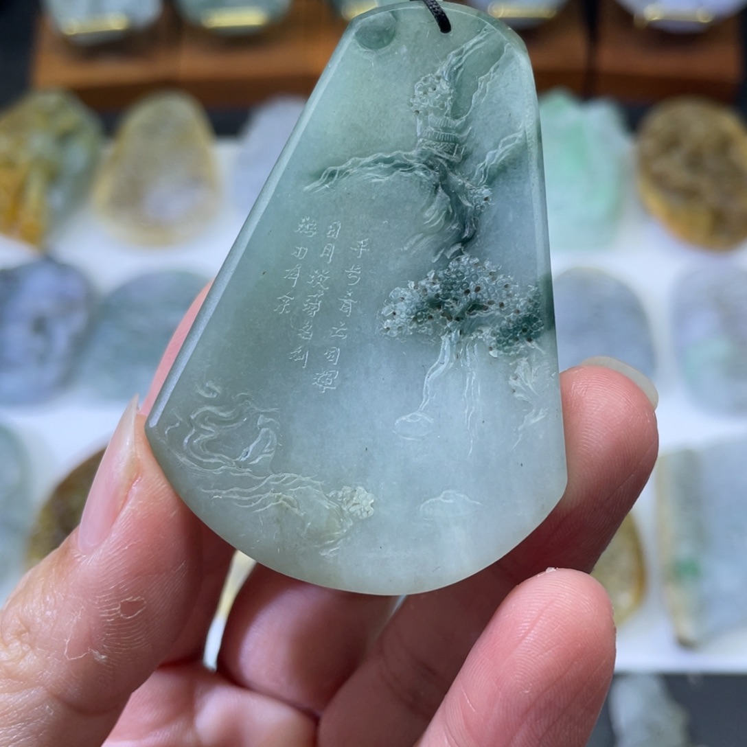 未镶嵌定制翡翠山水