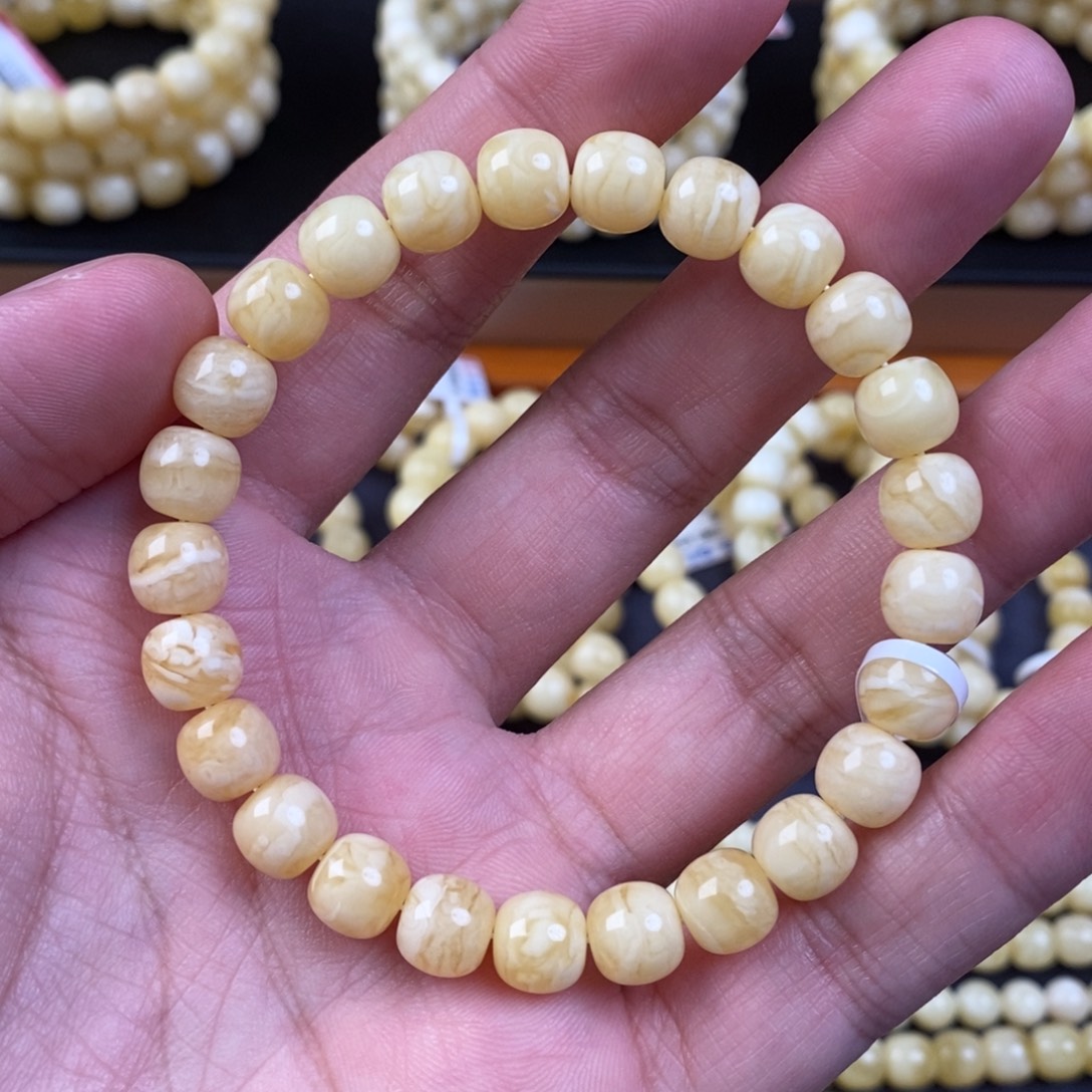 未镶嵌琥珀珠宝奇石8.5m