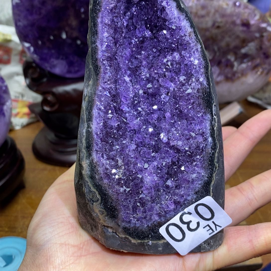 水晶大型摆件（非配饰）未镶嵌