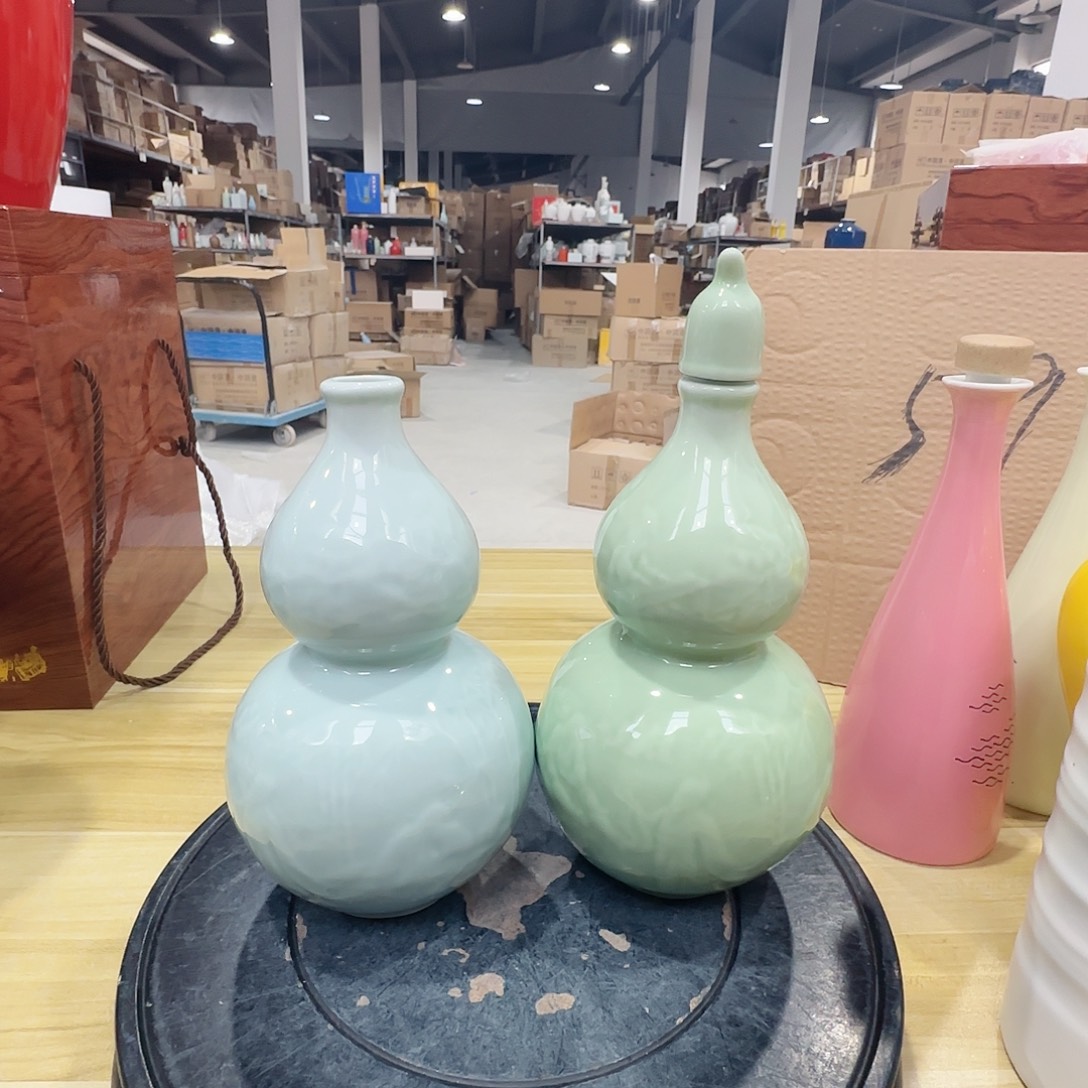 1斤装葫芦酒瓶各一个微瑕