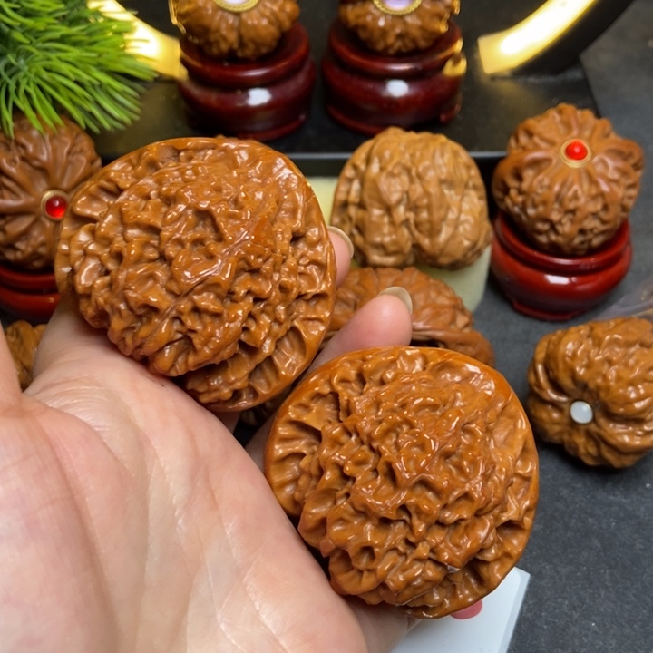 文玩核桃把件51官帽115