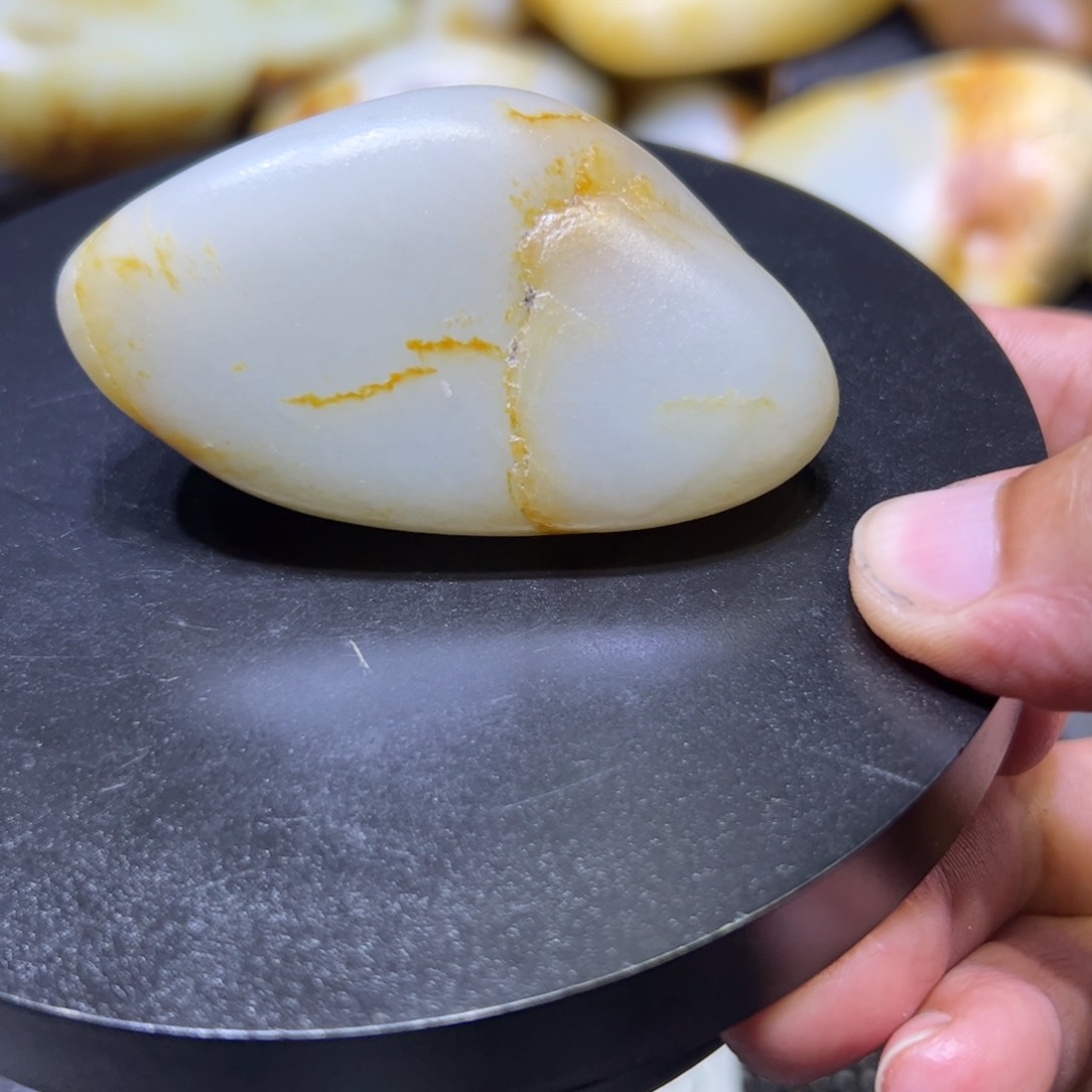 和田玉（子料）未镶嵌颈饰105