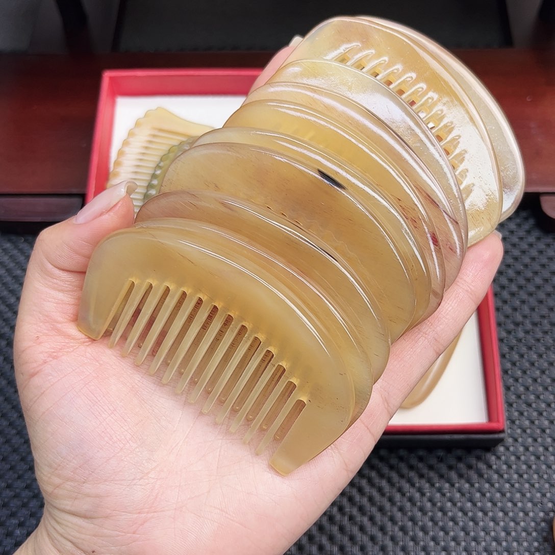 纯手工制作纯牛角梳子