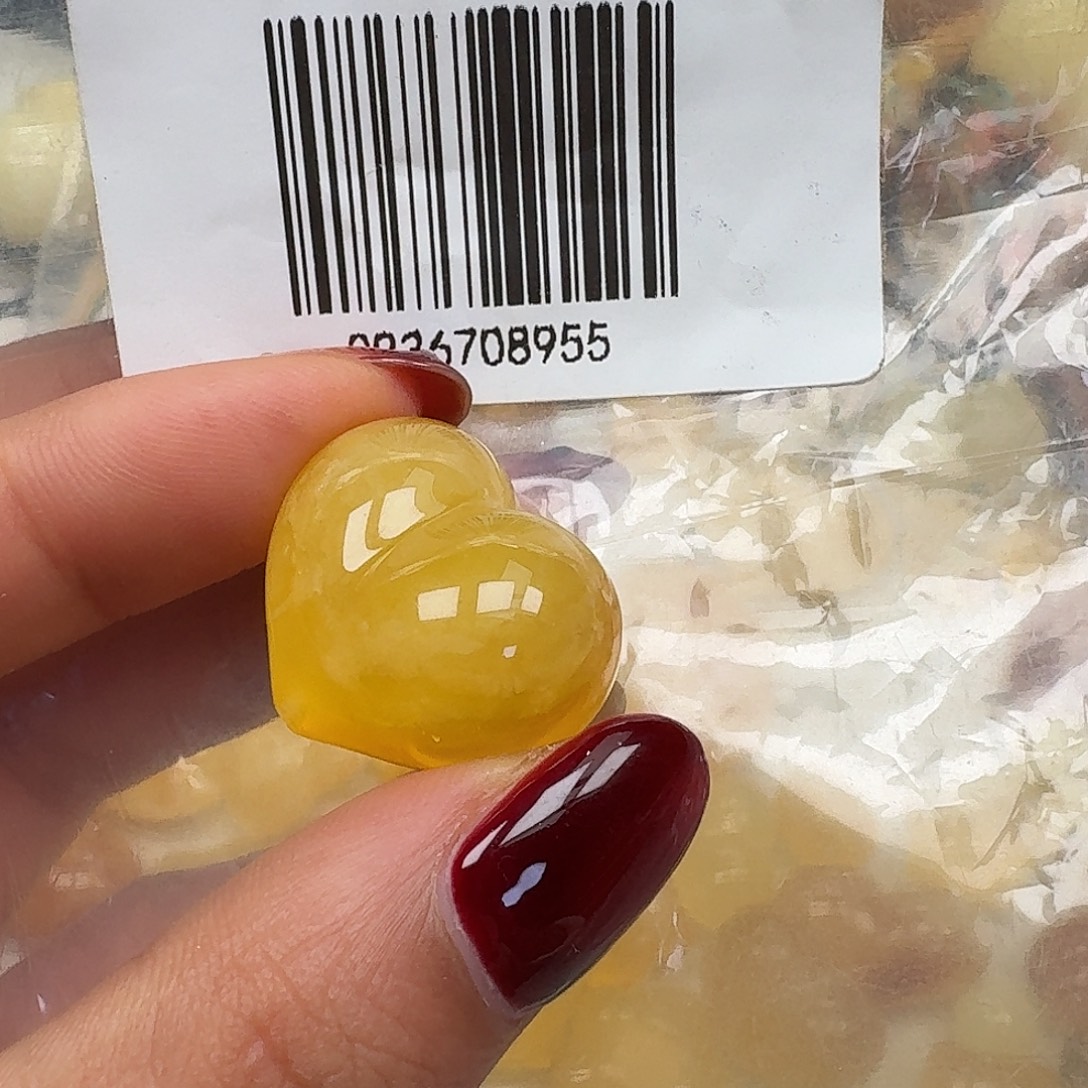 琥珀未镶嵌裸石悠悠