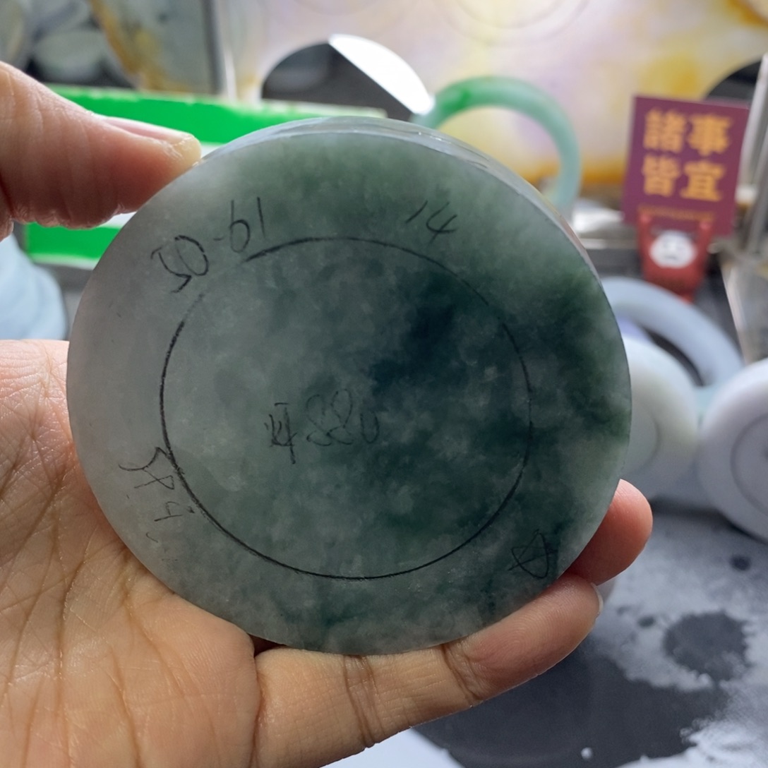 定制翡翠未镶嵌定制