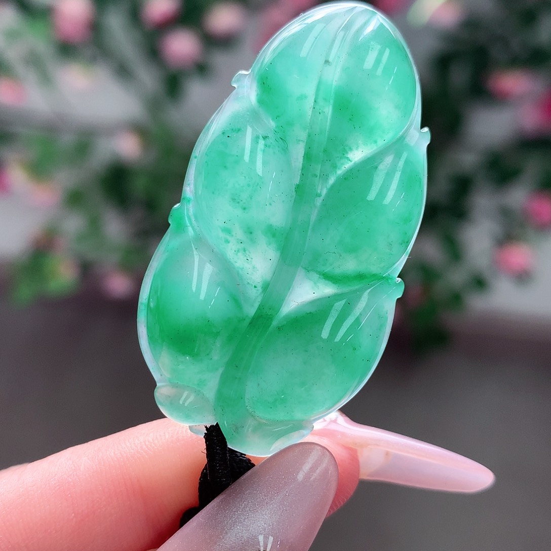 石英质玉颈饰未镶嵌