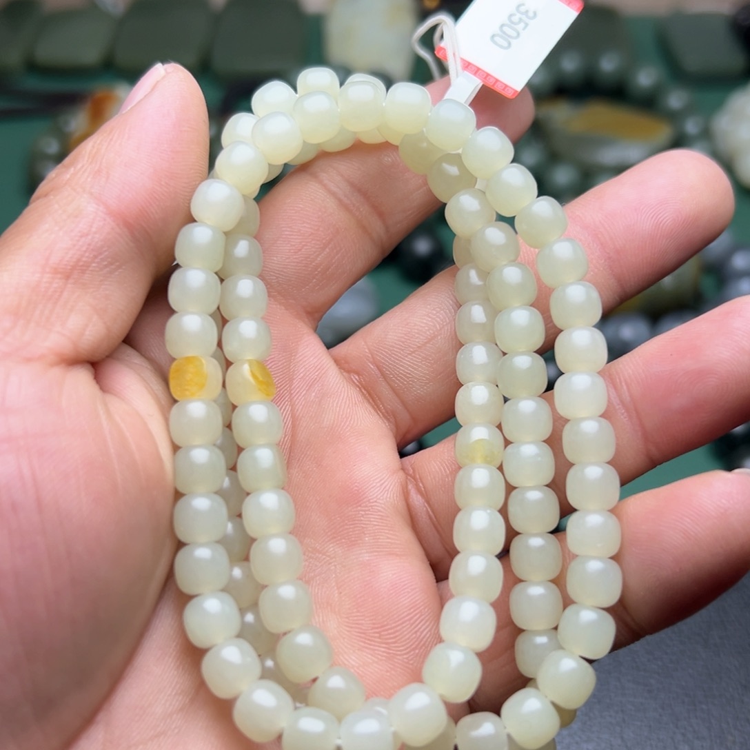 和田玉手链未镶嵌卡7