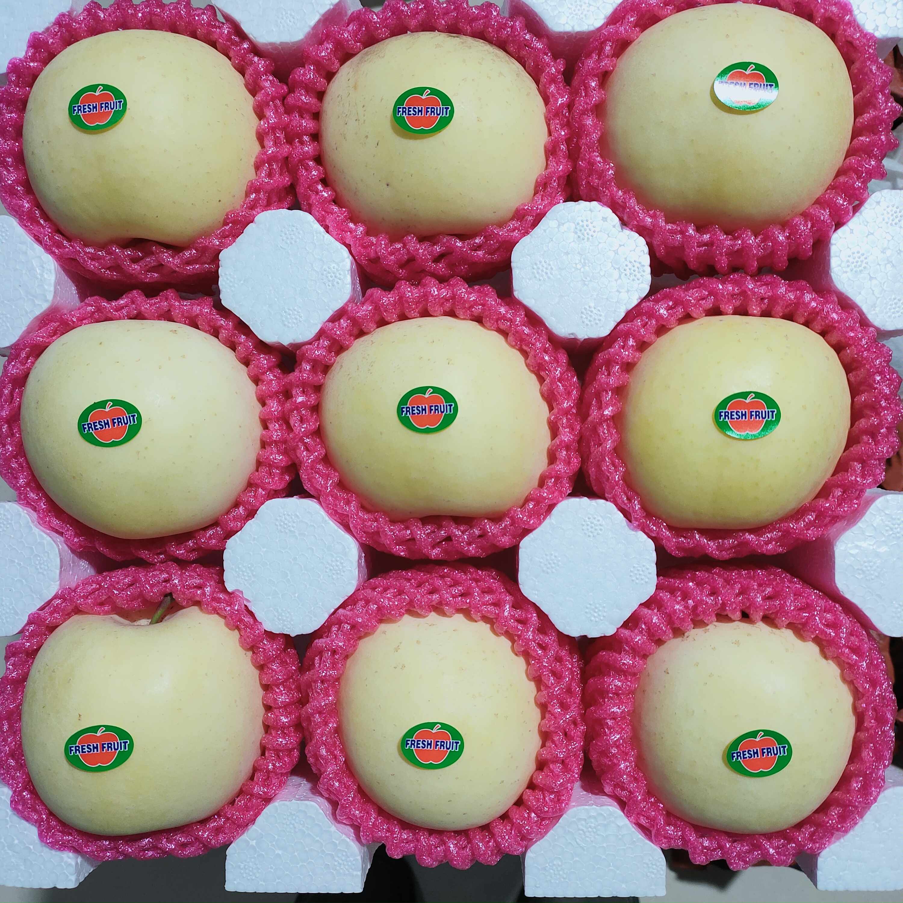 奶油富士苹果脆甜多汁产地果园直发新鲜水果自家果园