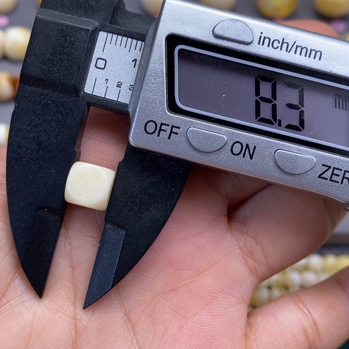 蜜蜡裸石未镶嵌六方