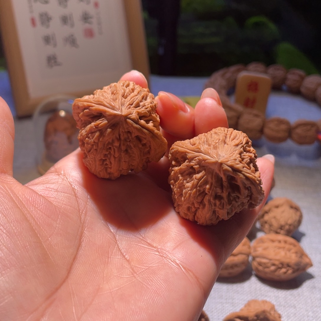 桃核把件全品凹底高炮南疆石