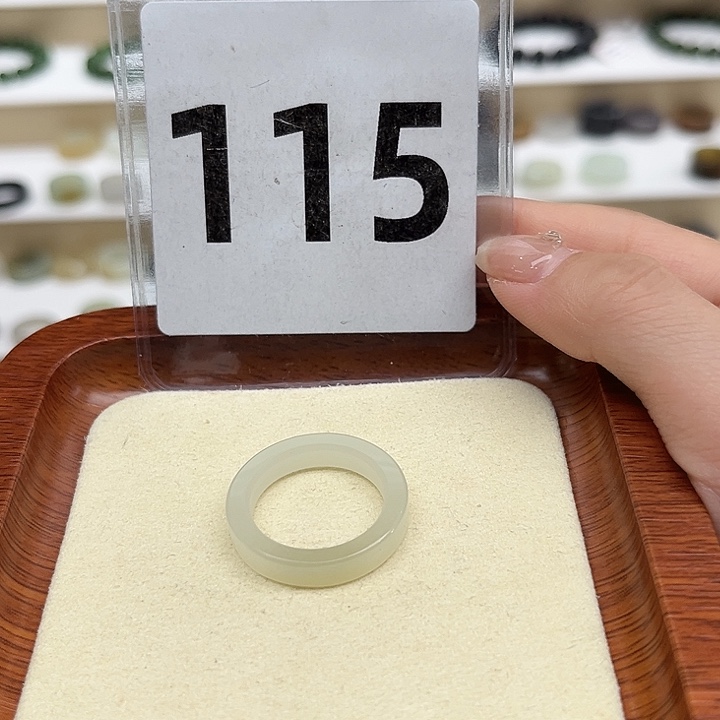 和田玉戒指未镶嵌18码18.4mm