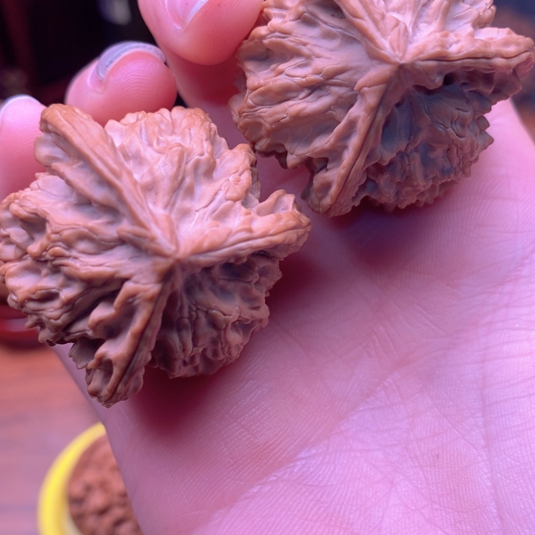 文玩核桃吊坠天****雨三棱