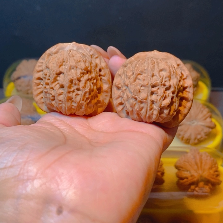 大***8吊坠猴头核桃血麒麟42