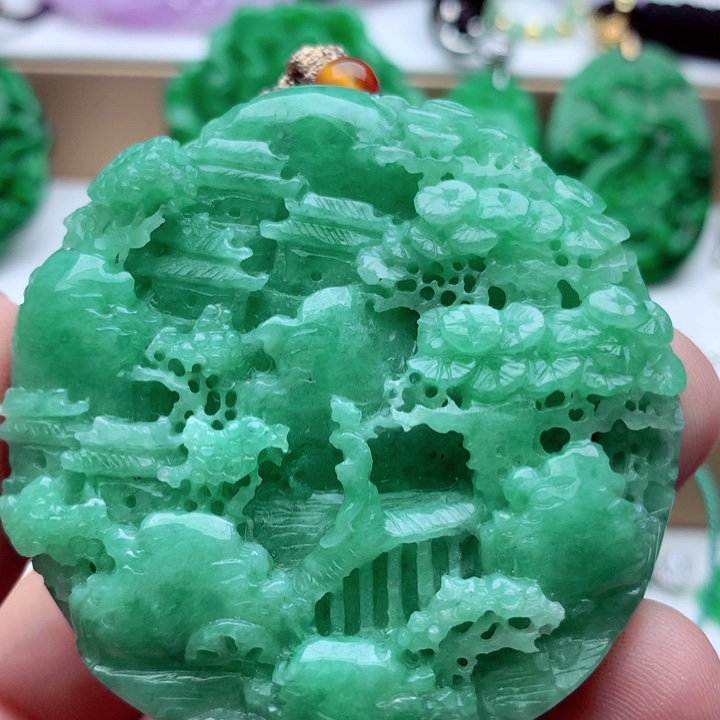 翡翠未镶嵌吊坠(不含链)