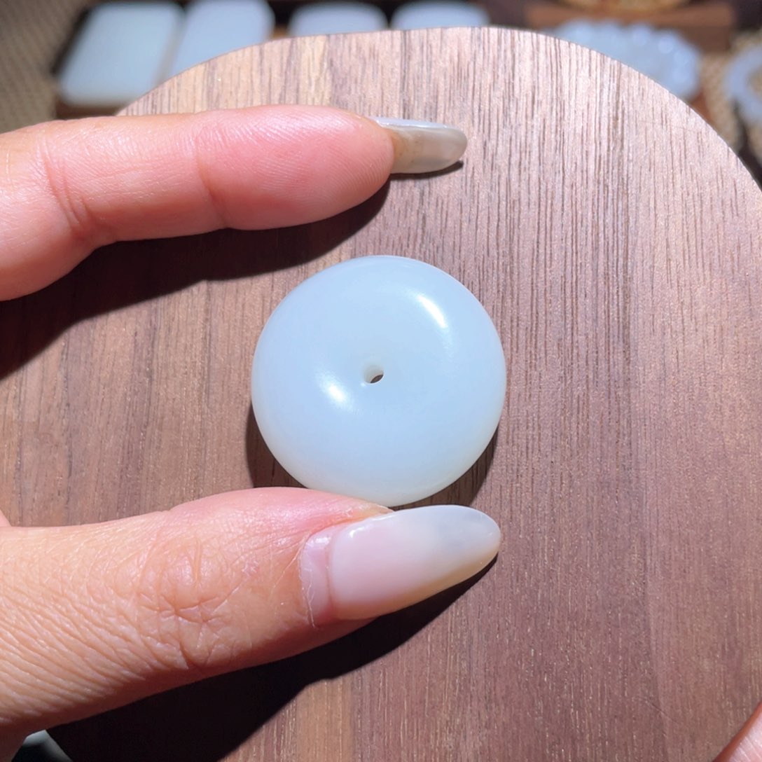 未镶嵌手链和田玉卡29