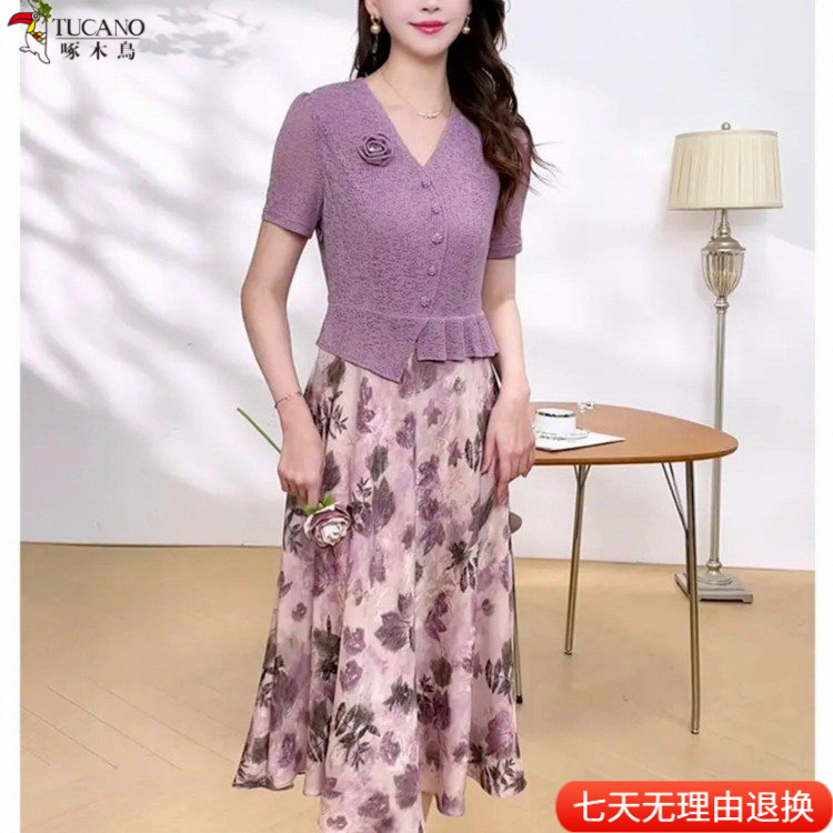 年轻妈妈夏装时尚拼接裙子新款中老年女洋气遮肚显瘦印花连衣裙