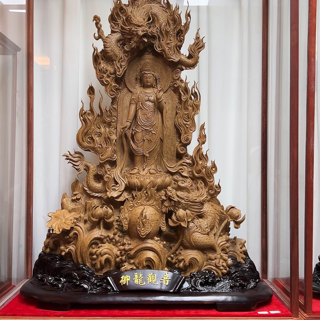 沉香摆件和****6沉香摆件