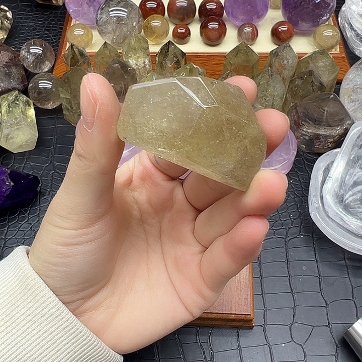 珠宝半成品水晶未镶嵌277水晶