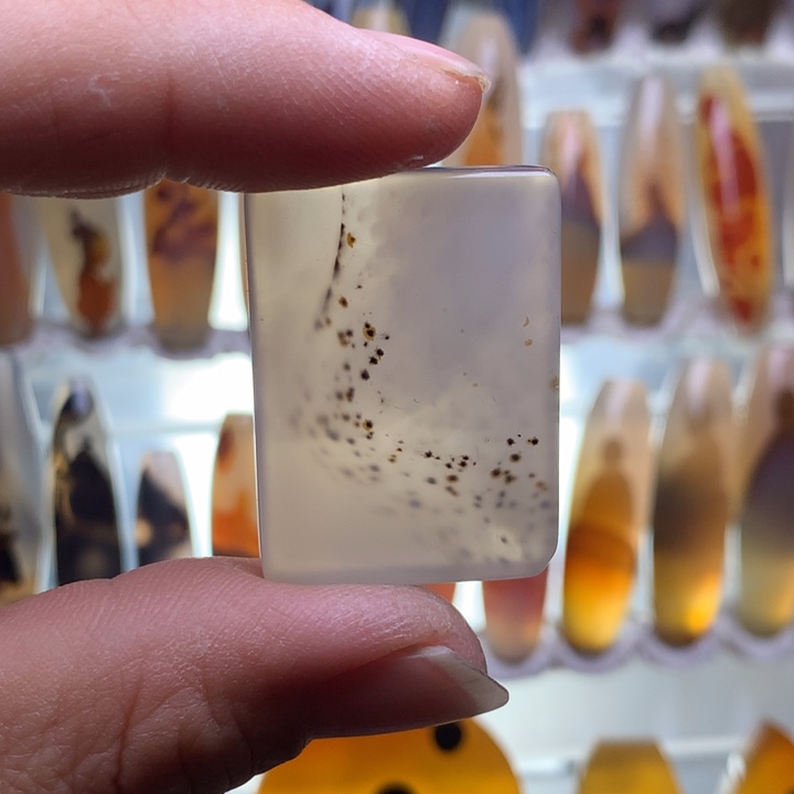 玛瑙/玉髓颈饰未镶嵌68