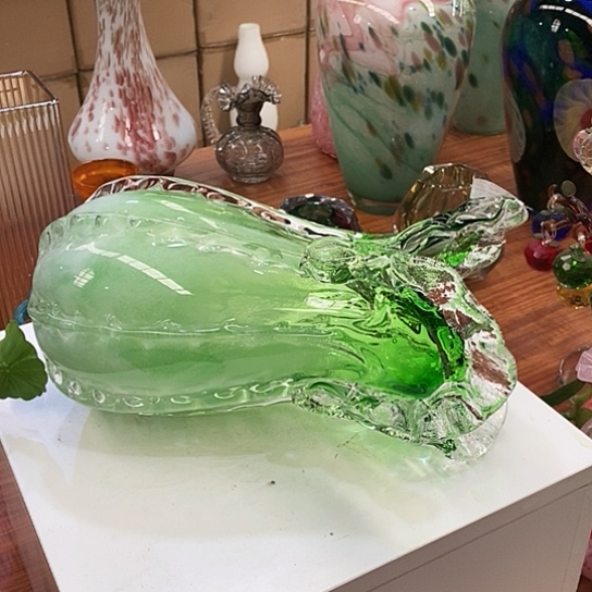 高度27厘米翡翠绿琉璃花器