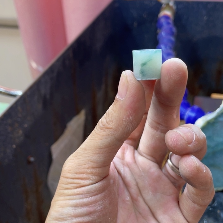 南***宝定制翡翠未镶嵌边角料