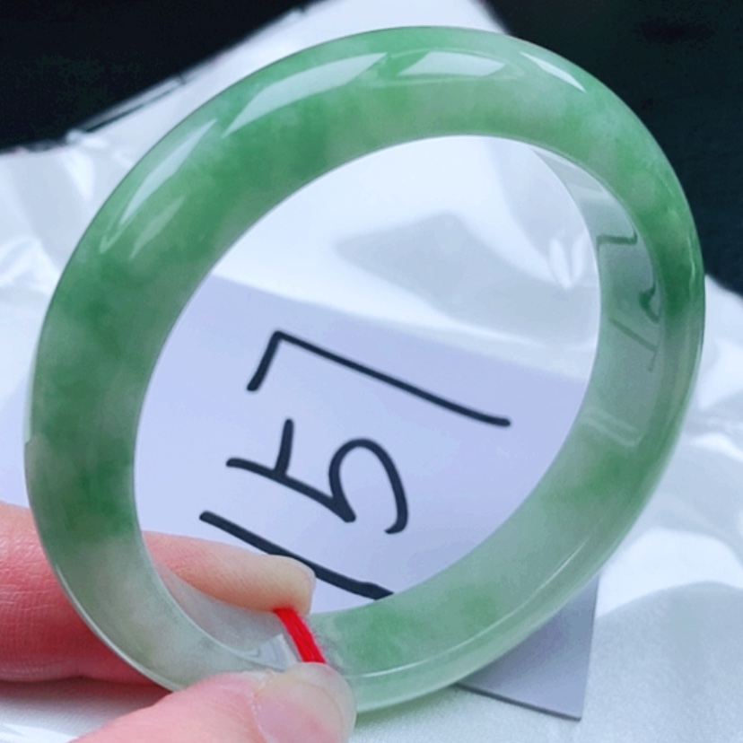 【闪购商品】翡翠手镯未镶嵌56圈