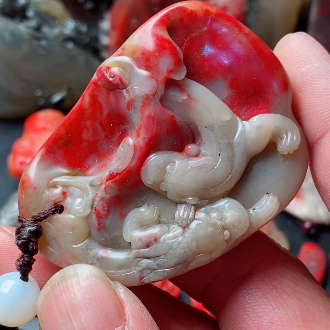 昌化鸡血石昌化鸡血石挂件