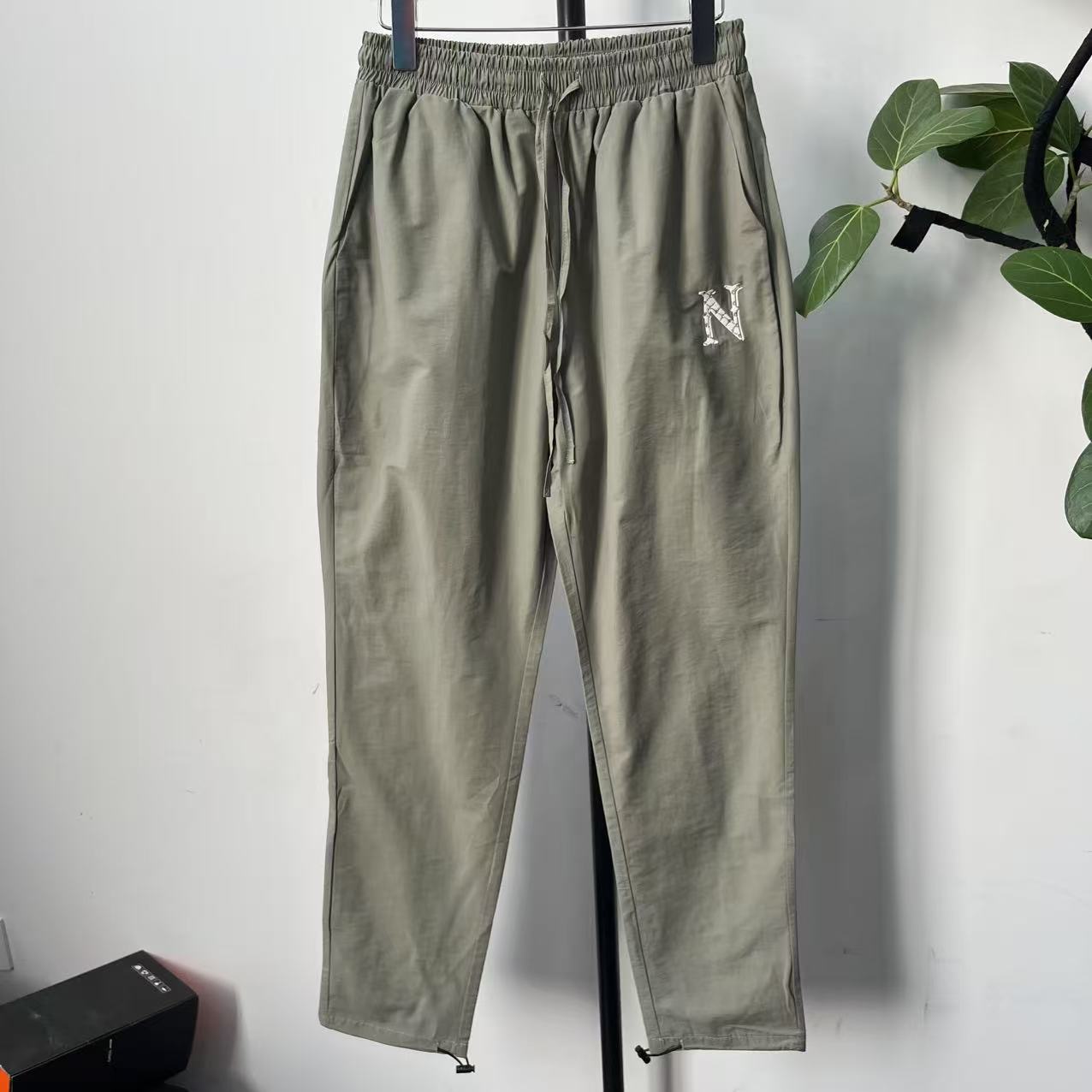 M-20【N】25新款潮牌男款简约百搭休闲裤 R32KH