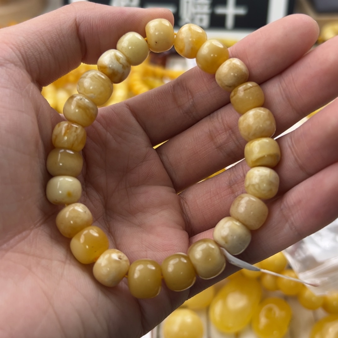 琥珀珠宝奇石未镶嵌