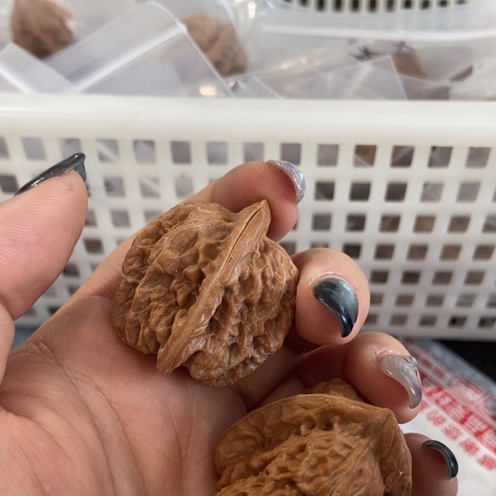 吊坠文玩核桃赤龙鸡心