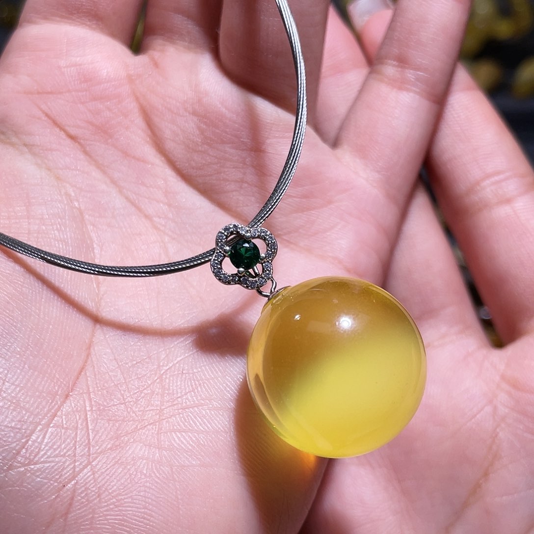 蜜蜡裸石未镶嵌福利