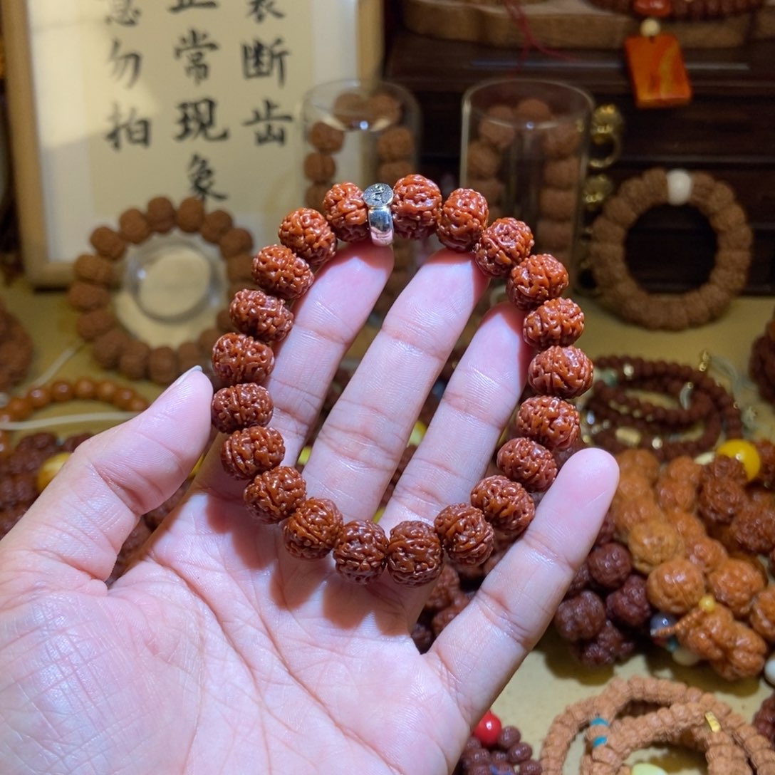 金刚菩提吊坠126玉化单金标
