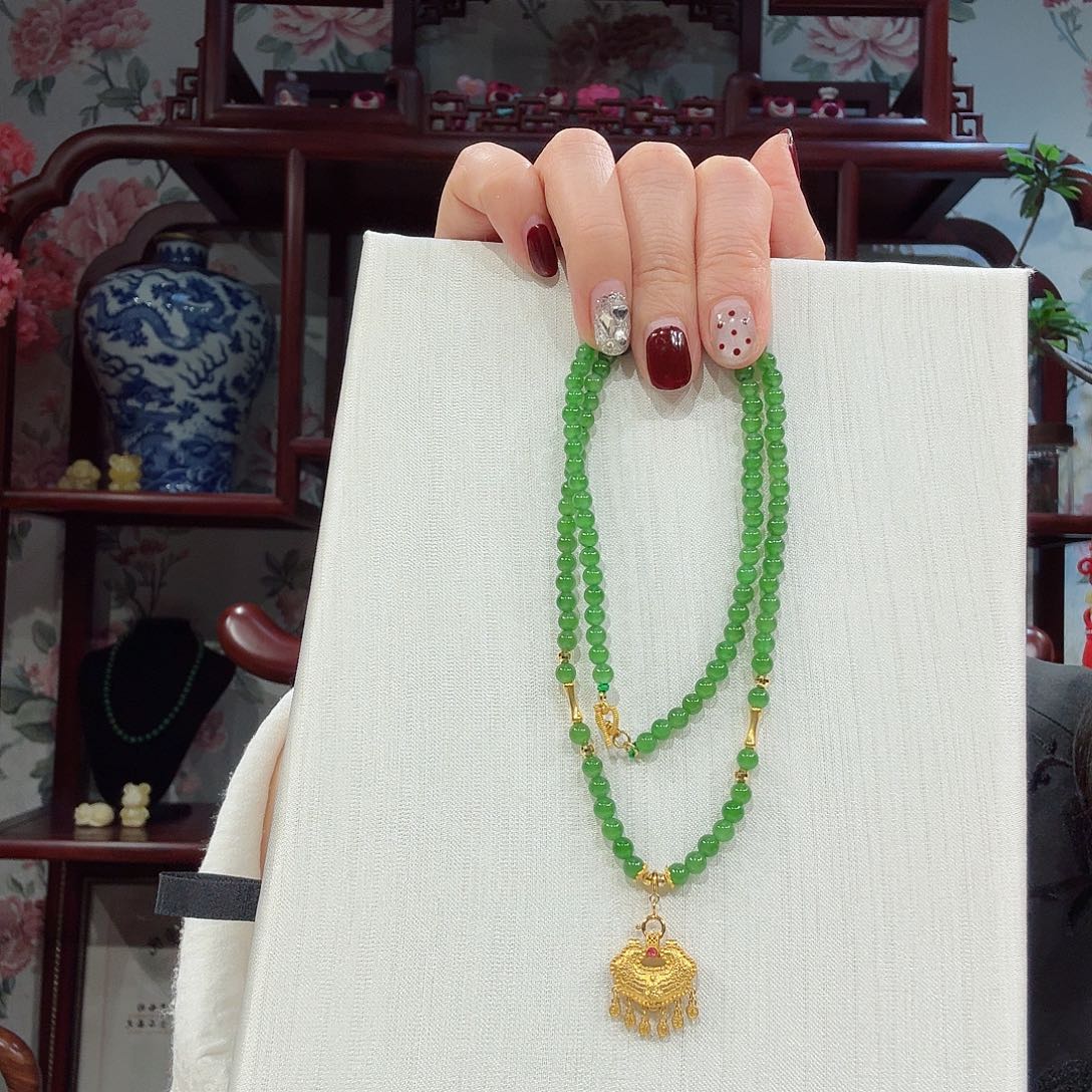 和田玉颈饰未镶嵌项链