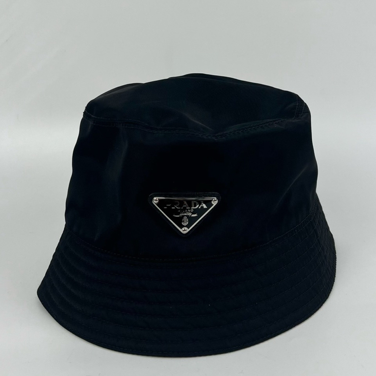 99新 Prada/普拉达 M码 PRADA普拉达渔夫帽 全新 sz0244