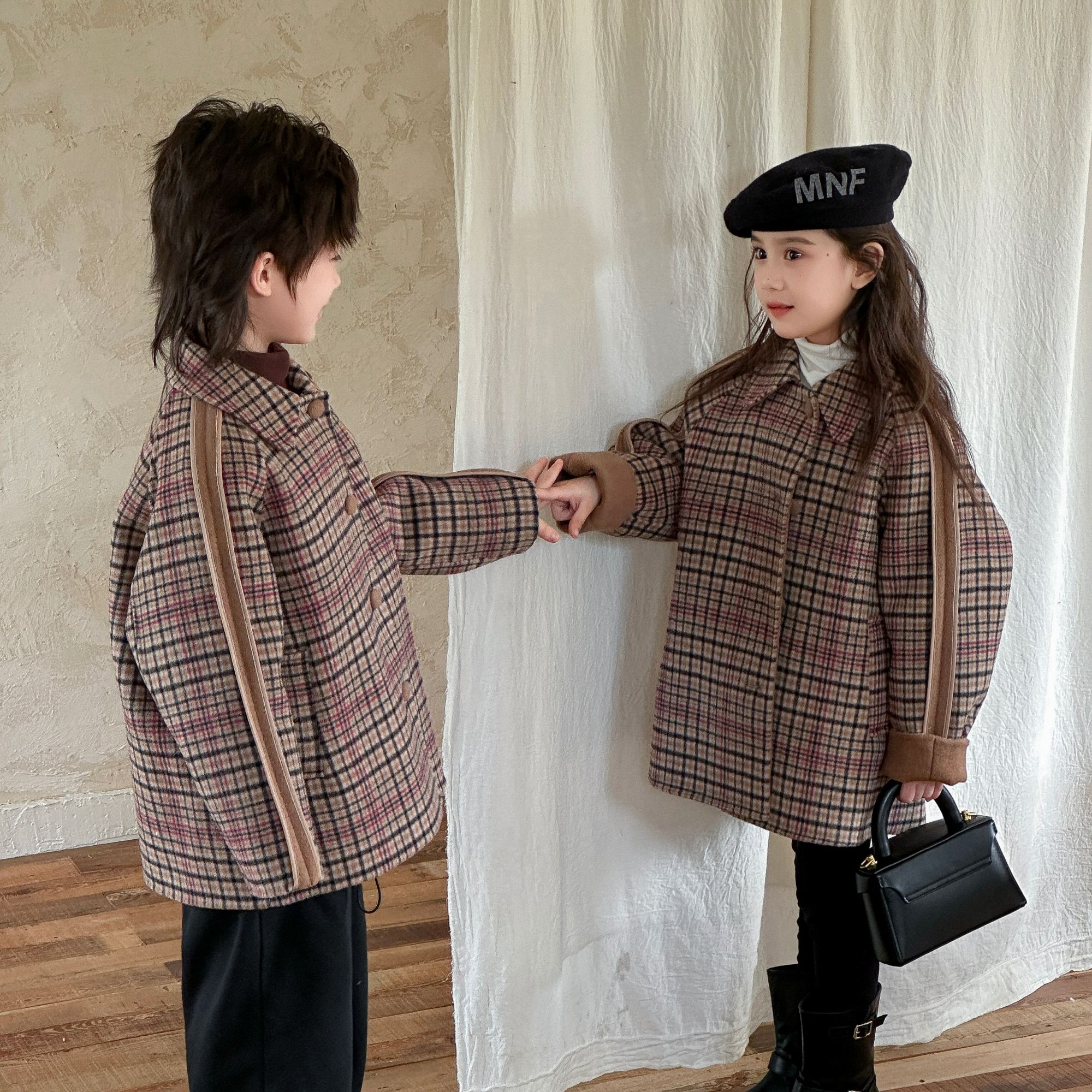 【现货】男童女童可穿韩版格子休闲风童装双面羊毛大衣-070