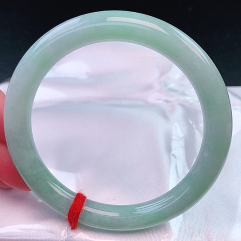 翡翠手镯（圆镯）未镶嵌46号