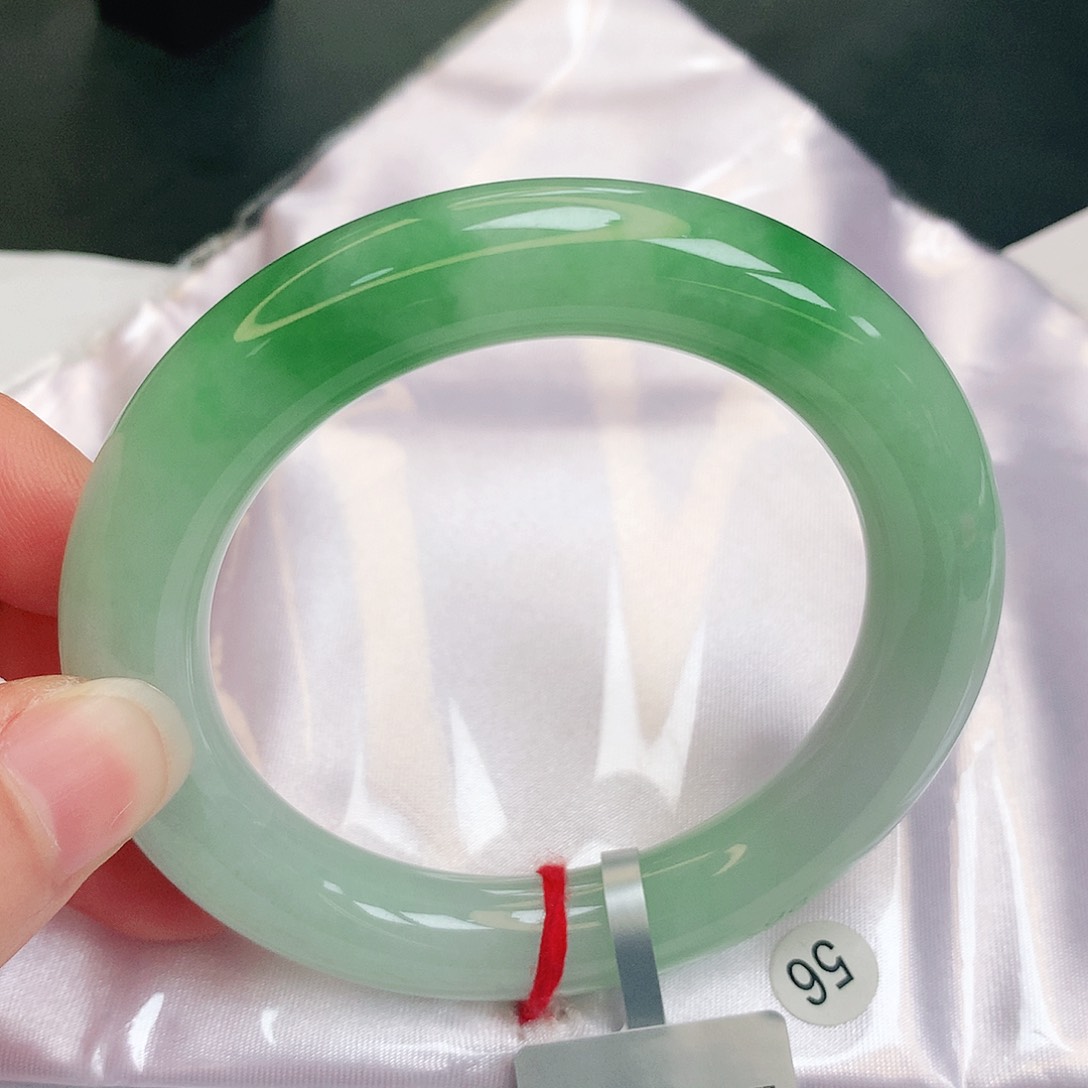 【闪购商品】翡翠手镯未镶嵌缅甸天然a货翡翠