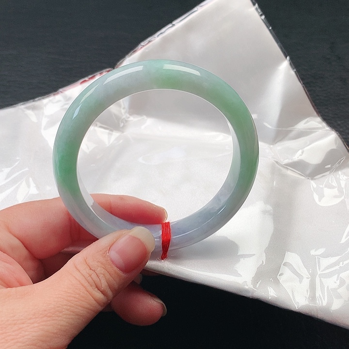 翡翠手镯未镶嵌翡翠062