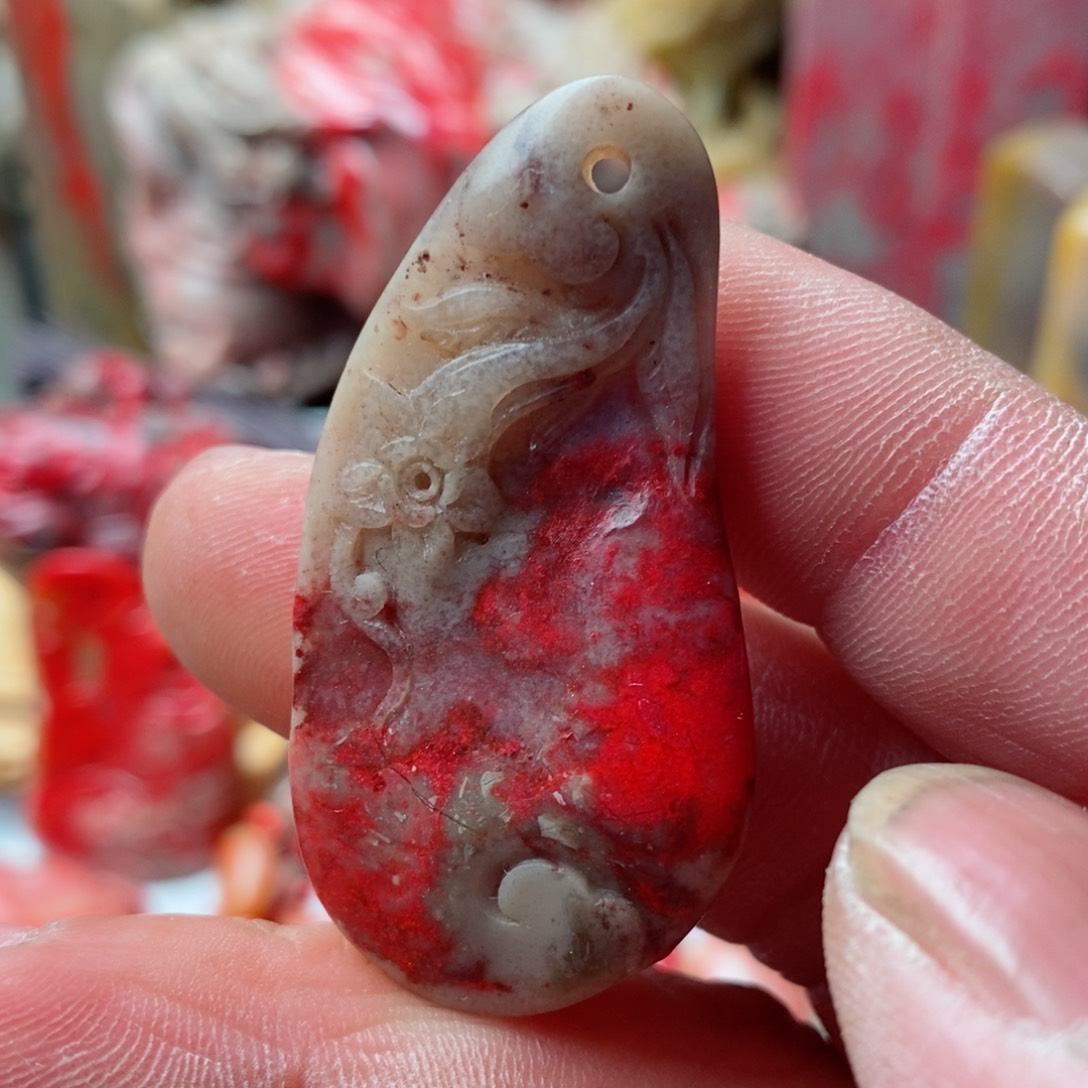 昌化鸡血石昌化鸡血石挂件