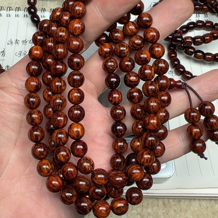 木本海南红降08*108圆珠迦南香