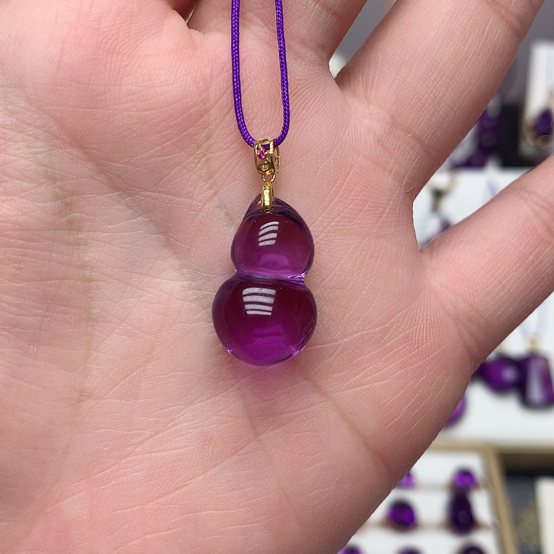 紫晶吊坠(赠链)18K金镶嵌