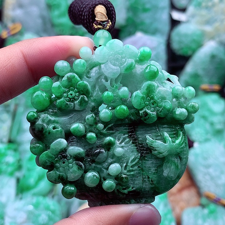 翡翠吊坠(不含链)未镶嵌