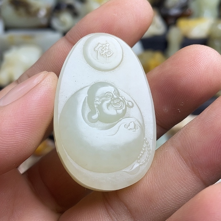 颈饰未镶嵌和田玉