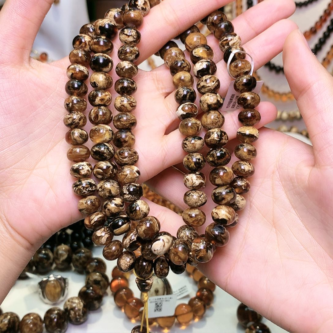 琥珀裸石未镶嵌榴*蜜