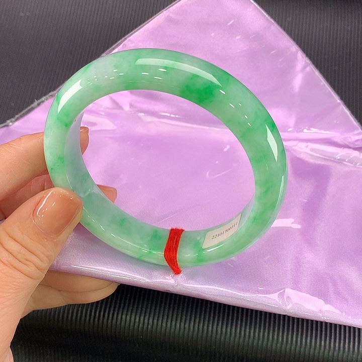 翡翠未镶嵌手镯正圈59.5