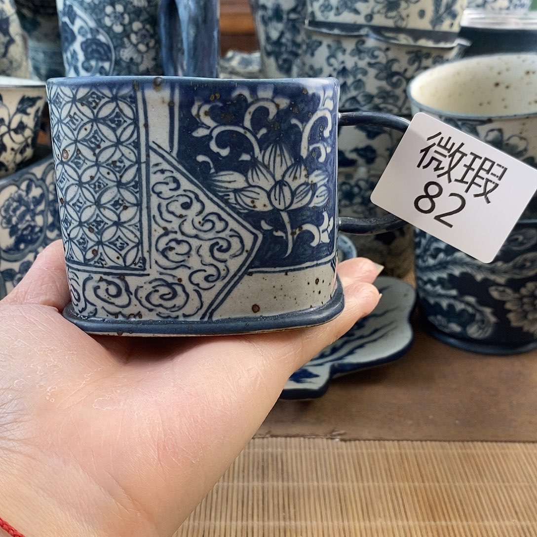 手工手绘青花陶瓷